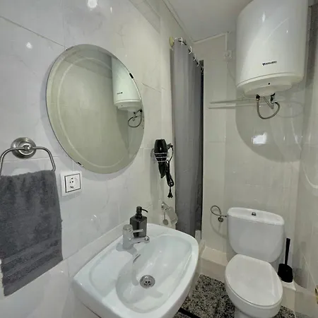 Leon House Apartamento *